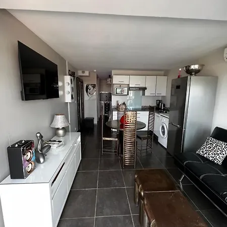 Cap D'agde, Village Naturiste, Port Nature 5, Coursive Agde